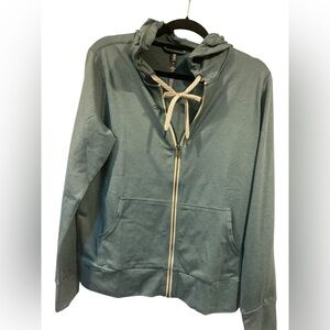 NWOT Vuori performance hoodie BLUE Size XS